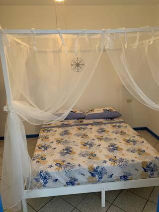Casa In Riva Al Lago Diletta Spiti คาสเตลเลตโต โซปรา ติชิโน ภายนอก รูปภาพ
